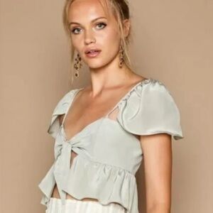 Stone Cold Fox Silk Sage Cap Sleeve Front Tie Ruffled Crop Top, Size 1